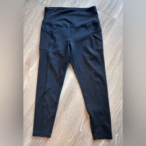 LegEndActive Black High-Waist Performance Leggings with Side Pockets - Large